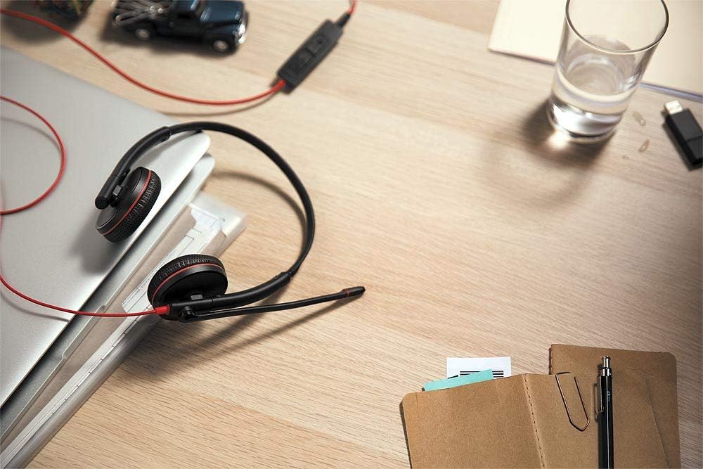 Plantronics - Blackwire 3220 - Wired Dual-Ear (Stereo) Headset with Boom Mic